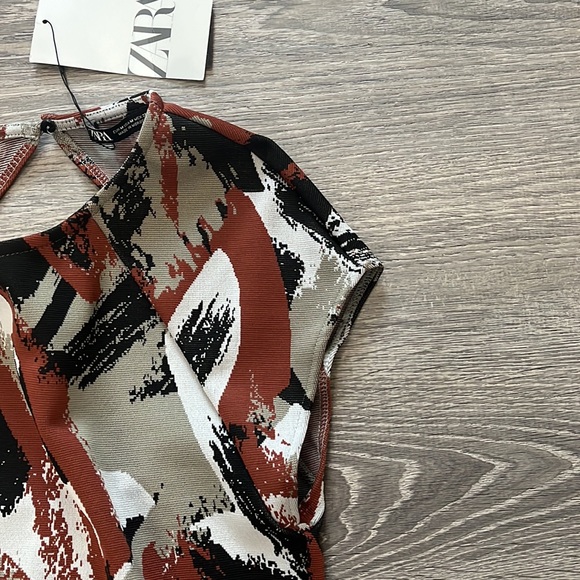 Zara NWT Abstract Print Midi Dress Size M - Picture 6 of 10